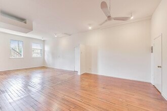 1906-1908 S Halsted St in Chicago, IL - Building Photo - Building Photo