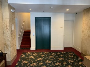 650 Beacon St, Unit 636-203 in Boston, MA - Building Photo - Building Photo