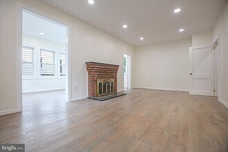 119 Linden Ln in Princeton, NJ - Building Photo - Building Photo