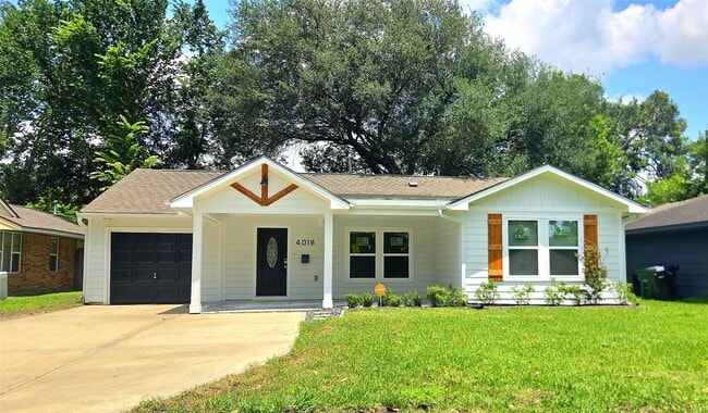 property at 4018 Woodfox St