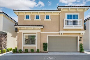 13846 Farmhouse Ave in Chino, CA - Building Photo