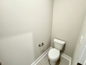 305 Breakwater Ln in Seneca, SC - Building Photo - Building Photo
