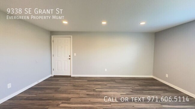 9338 SE Grant St in Portland, OR - Building Photo - Building Photo