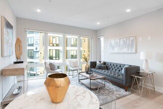 The Avenue (1513 Ridge Ave) in Philadelphia, PA - Building Photo - Building Photo