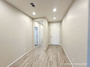 6033 Torciano St in North Las Vegas, NV - Building Photo - Building Photo