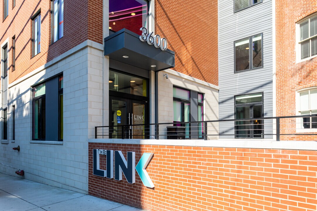 Paloma University City Photo