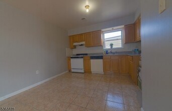 78 Highland Ave in Newark, NJ - Building Photo - Building Photo