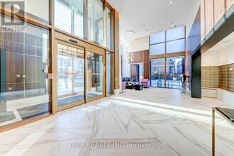 2343 Khalsa Gate in Oakville, ON - Building Photo - Building Photo