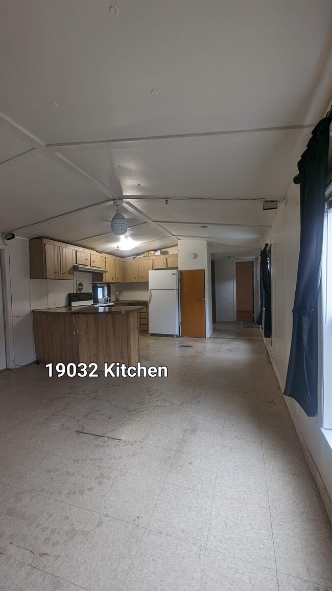 property at 19032 Causeway Blvd