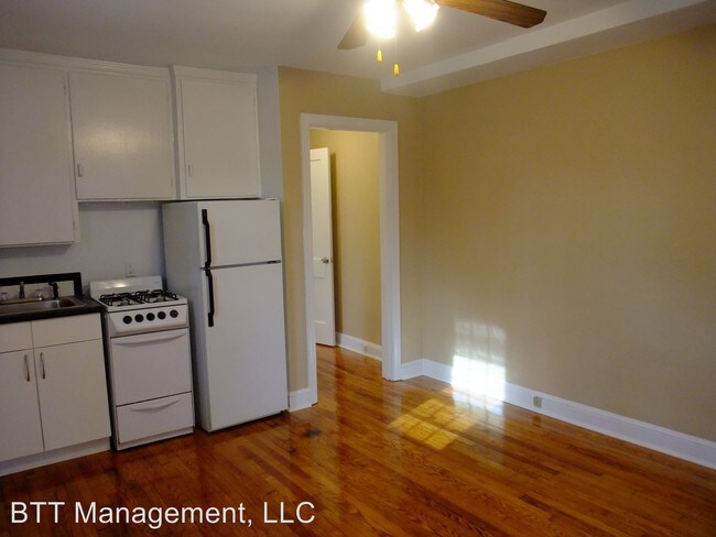 8401 Greenwood Ave in Silver Spring, MD - Building Photo - Building Photo