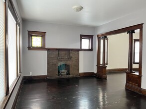 305 Herkimer St in Joliet, IL - Building Photo - Building Photo