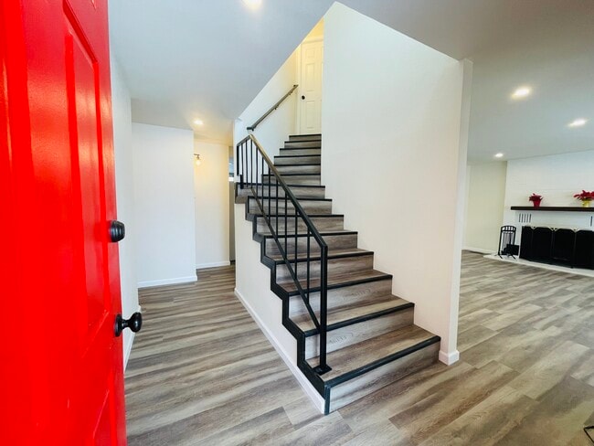 property at 1675 Kings Row