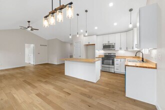 630 Booneslick Rd in Warrenton, MO - Building Photo - Building Photo