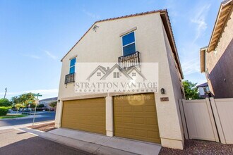 976 S Adam Way in Gilbert, AZ - Building Photo - Building Photo