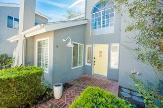 2626 Santa Ana Ave in Costa Mesa, CA - Building Photo - Building Photo