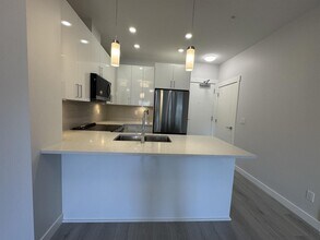 33886 Pine St in Abbotsford, BC - Building Photo - Building Photo