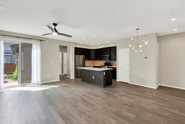 9318 E 58th Dr in Denver, CO - Building Photo - Building Photo