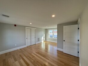 93 Grant St, Unit 95B in Framingham, MA - Building Photo - Building Photo