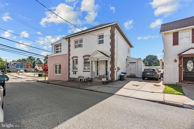 property at 301 Cedar St