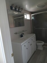 607 Larkspur Ave, Unit 607 in Corona Del Mar, CA - Building Photo - Building Photo