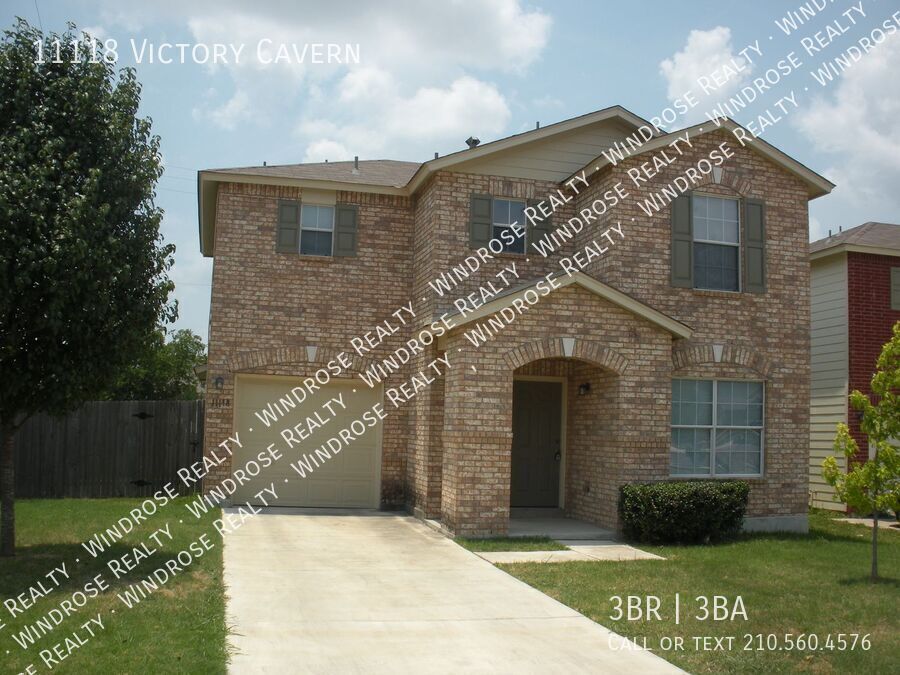 11118 Victory Cavern in San Antonio, TX - Building Photo