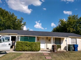 701 S 13th St in Copperas Cove, TX - Building Photo