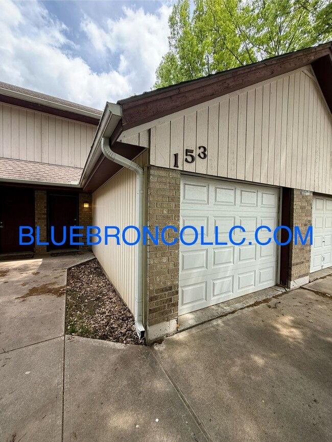 property at 153 SW Oxford Pl