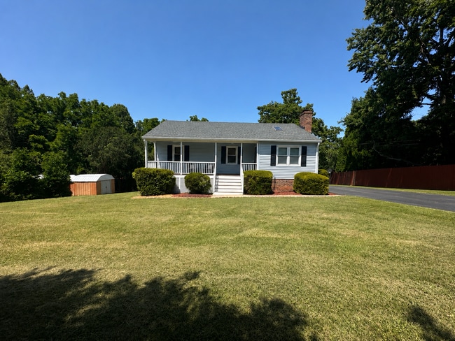 property at 5146 Boonsboro Rd