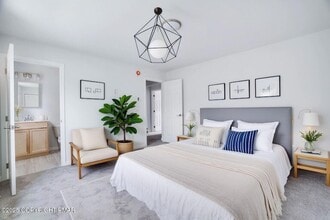 458 Country Pl Dr in Tobyhanna, PA - Building Photo - Building Photo