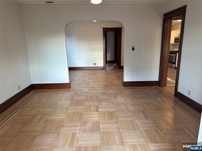 505 Dewey Ave in Cliffside Park, NJ - Building Photo - Building Photo