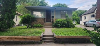 2223 Cole Ave SE in Minneapolis, MN - Building Photo