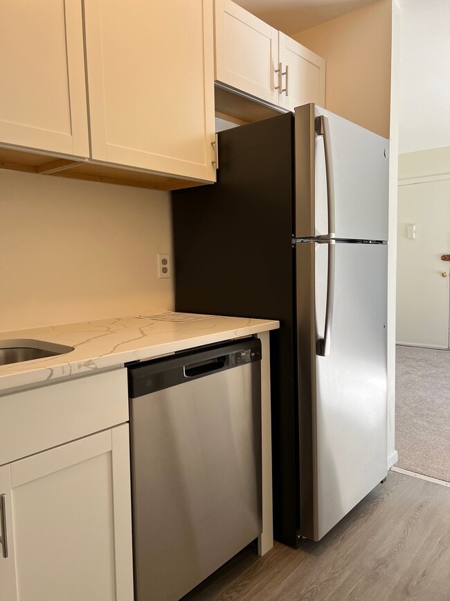 6 Yew Ct, Unit G in Fishkill, NY - Building Photo - Building Photo