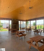 Fully Furnished Home - 1952 Crumhorn Ave in Boiling Springs, SC - Foto de edificio - Building Photo