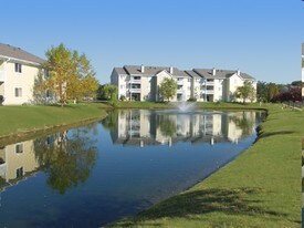 Island Club in Maineville, OH - Building Photo