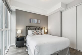 93 Peter St in Toronto, ON - Building Photo - Building Photo