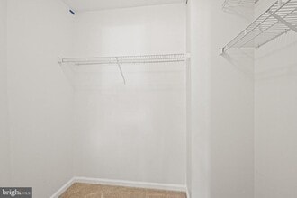 5006 Dorsey Hall Dr in Ellicott City, MD - Building Photo - Building Photo