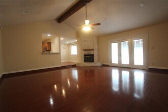 12001 Cherie Dr in Austin, TX - Building Photo - Building Photo