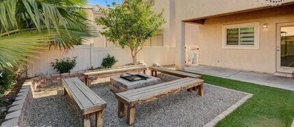 1684 Spotted Wolf Ave in Las Vegas, NV - Building Photo - Building Photo