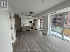 1635 Military Trail in Toronto, ON - Building Photo