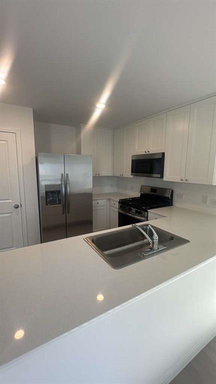 208 Skyfire St in Hutto, TX - Building Photo - Building Photo