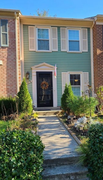 property at 20519 Sterncroft Ct