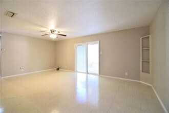 5936 Cherry Loop in Austin, TX - Building Photo - Building Photo