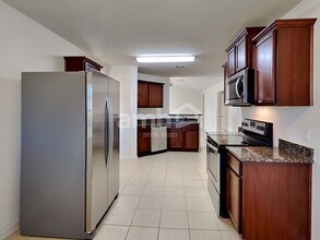 21115 Baltic Rain Dr in Hockley, TX - Foto de edificio - Building Photo