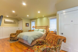 1345 NW Cumberland Ave in Bend, OR - Building Photo - Building Photo