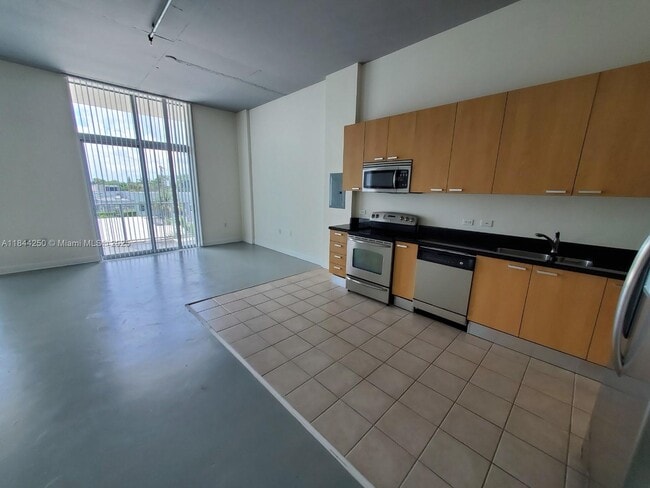 property at 2100 Van Buren St