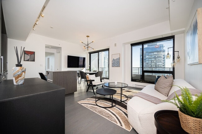 1316 Rue Saint-Antoine O, Unit SI ID1326060P in Montréal, QC - Building Photo - Building Photo