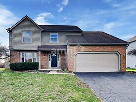 105 Elmwood St in Pickerington, OH - Building Photo