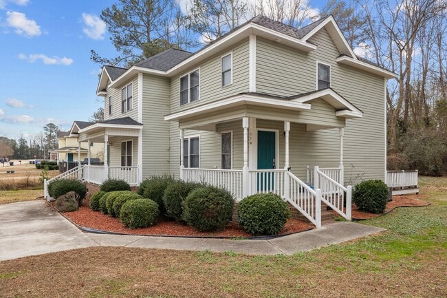 107 Laura Ln in Lillington, NC - Building Photo - Building Photo