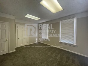 1093 Walnut St in Macon, GA - Building Photo - Building Photo