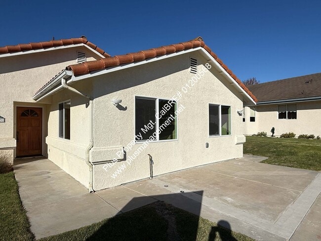 property at 713 Richmind Ct